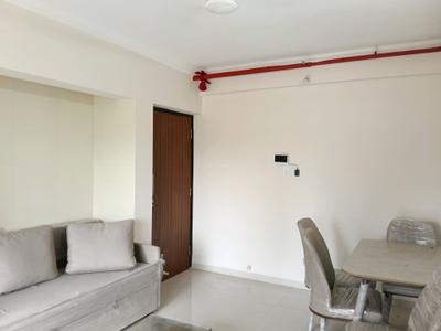 Living Room Image of 630 Sq.ft 1 BHK Apartment / Flat for rent in Raunak Bliss Phase A, Kasarvadavali Thane for Rs. 23000