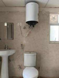 Common Bathroom Image of 885 Sq.ft 2 BHK Apartment / Flat for sale in Terrace Homes, Noida Extension Greater Noida for Rs. 6542100