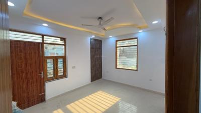Bedroom Image of 1800 Sq.ft 3 BHK Builder Floor for sale in Sector 91 Faridabad for Rs. 10000000