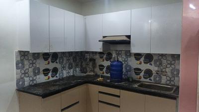 Kitchen Image of 1050 Sq.ft 2 BHK Apartment / Flat for sale in Sector 73 Noida for Rs. 3600000