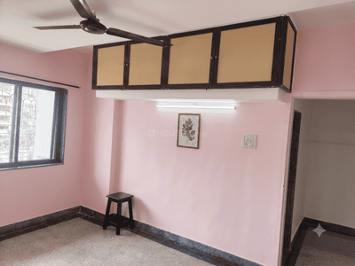 Bedroom Image of 840 Sq.ft 2 BHK Apartment / Flat for rent in Kandivali West Mumbai for Rs. 49000