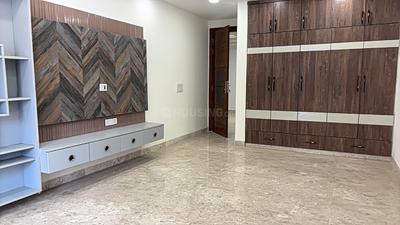 Bedroom Image of 2700 Sq.ft 4 BHK Builder Floor for sale in Paschim Vihar New Delhi for Rs. 40000000