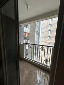 Balcony Image of 670 Sq.ft 1 BHK Apartment / Flat for rent in Lodha Palava Premier, Dombivli East Thane for Rs. 16000