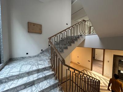 Image of 11250 Sq.ft 6 BHK Farm House for sale in DLF Farms, New Delhi for Rs. 200000000