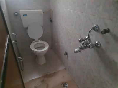 Bathroom Image of 550 Sq.ft 1.5 BHK Apartment / Flat for rent in Vashi Navi Mumbai for Rs. 25000