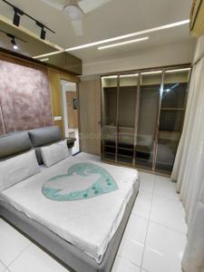 Bedroom Image of 855 Sq.ft 3 BHK Apartment / Flat for rent in A Shridhar Kaveri Pratham, Shilaj Ahmedabad for Rs. 32000