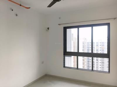 Bedroom Image of 780 Sq.ft 2 BHK Apartment / Flat for rent in Runwal My City Phase II Cluster 5 Part III, Usarghar Thane for Rs. 15000