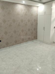 Bedroom Image of 900 Sq.ft 3 BHK Apartment / Flat for sale in Dashrath Puri New Delhi for Rs. 6500000