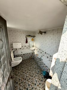 Bathroom Image of 3400 Sq.ft 8 BHK Independent House for sale in Zadeshwar Bharuch for Rs. 21500000