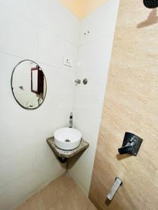 Image of 1080 Sq.ft 2 BHK Apartment / Flat for sale in Bhakti Ornate Apartments, Kamothe, Navi Mumbai for Rs. 12500000