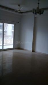 Hall Image of 2450 Sq.ft 4 BHK Apartment / Flat for sale in Mahagun Moderne, Sector 78 Noida for Rs. 36500000