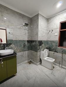 Bathroom Image of 4500 Sq.ft 10 BHK Independent House for sale in Madangir New Delhi for Rs. 60000000