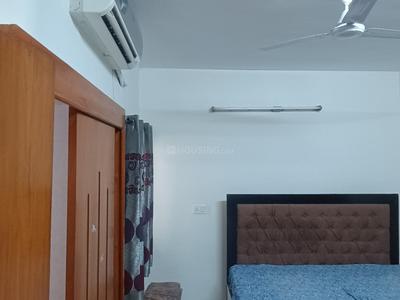 Bedroom Image of 1800 Sq.ft 3 BHK Apartment / Flat for rent in Vasant Kunj New Delhi for Rs. 85000