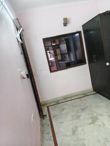 Bedroom Image of 380 Sq.ft 1 BHK Builder Floor for sale in Shalimar Bagh New Delhi for Rs. 4350000