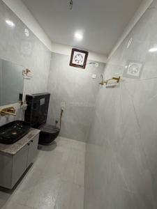 Kitchen Image of 1040 Sq.ft 3 BHK Builder Floor for sale in Laxmi Nagar New Delhi for Rs. 10500000