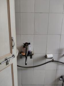 Bathroom Image of 610 Sq.ft 1 BHK Apartment / Flat for rent in Pimple Gurav Pune for Rs. 25000