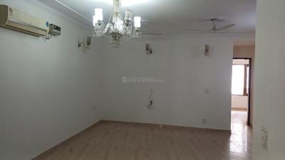 Living Room Image of 1900 Sq.ft 3 BHK Builder Floor for rent in Sector 28 Faridabad for Rs. 32000
