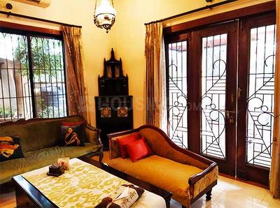 Hall Image of 4250 Sq.ft 5 BHK Villa for sale in Mysore Colony, Chembur Mumbai for Rs. 125000000
