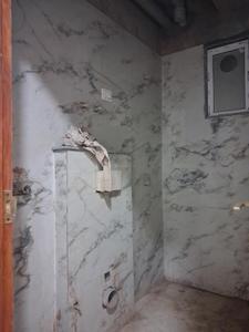 Common Bathroom Image of 1650 Sq.ft 3.5 BHK Apartment / Flat for sale in DM Infra, Sector 104 Noida for Rs. 6550000