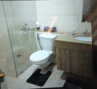Bathroom Image of 1963 Sq.ft 3.5 BHK Apartment / Flat for sale in Gurgaon One 84, Sector 84 Gurgaon for Rs. 22500000
