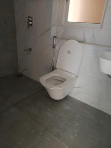 Common Bathroom Image of 2000 Sq.ft 4 BHK Apartment / Flat for sale in Lodha Bella Vita, Mohammed Wadi Pune for Rs. 23500000