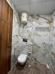 Image of 650 Sq.ft 1 RK Builder Floor for rent in Sector 17, Gurgaon for Rs. 23000