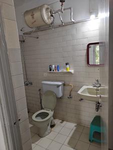 Bathroom Image of 1250 Sq.ft 2 BHK Apartment / Flat for rent in Koregaon Park Pune for Rs. 55000