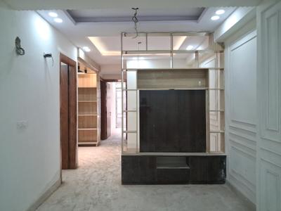 Living Room Image of 2250 Sq.ft 4 BHK Apartment / Flat for sale in DM Infra, Sector 104 Noida for Rs. 8750000