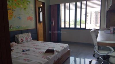 Bedroom Image of 4050 Sq.ft 4 BHK Apartment / Flat for sale in Thaltej Ahmedabad for Rs. 45000000