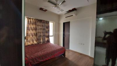 Bedroom Image of 950 Sq.ft 2.5 BHK Apartment / Flat for rent in Gera Misty Waters, Mundhwa Pune for Rs. 45000