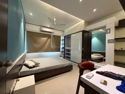Bedroom Image of 1800 Sq.ft 3 BHK Apartment / Flat for rent in Gala Haven, Vaishno Devi Circle Ahmedabad for Rs. 45000