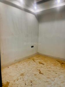 Bedroom Image of 1650 Sq.ft 4 BHK Apartment / Flat for sale in Shalimar Garden Ghaziabad for Rs. 14000000