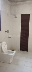 Bathroom Image of 3229 Sq.ft 3 BHK Builder Floor for rent in Sector 51 Noida for Rs. 50000