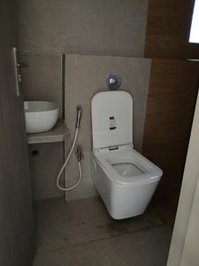 Common Bathroom Image of 650 Sq.ft 1 BHK Apartment / Flat for sale in Future Exotica, Panvel Navi Mumbai for Rs. 6200000