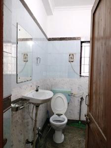 Image of 1400 Sq.ft 2 BHK Apartment / Flat for rent in Dwarkadheesh Apartment, Sector 12 Dwarka, New Delhi for Rs. 35000
