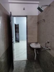 Bathroom Image of 950 Sq.ft 2 BHK Independent House for rent in Danapur Patna for Rs. 11000