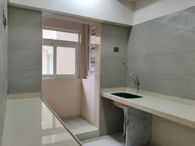 Kitchen Image of 950 Sq.ft 2 BHK Apartment / Flat for sale in Thane West Thane for Rs. 10000000