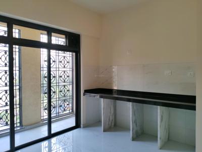 Kitchen Image of 2200 Sq.ft 4 BHK Apartment / Flat for sale in Lodha Sterling, Thane West Thane for Rs. 40000000