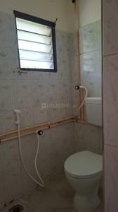 Bathroom Image of 1400 Sq.ft 2 BHK Builder Floor for rent in Kailasapuram Tiruchirappalli for Rs. 15000