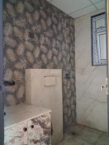 Common Bathroom Image of 1610 Sq.ft 3 BHK Apartment / Flat for sale in Vantara Vista Heights, Sector 102 Noida for Rs. 8800000