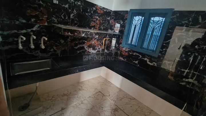 Room for Rent only family  Bathroom 1