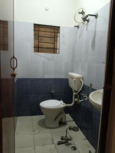Bathroom Image of 1100 Sq.ft 2 BHK Independent House for rent in Doddanekundi Bengaluru for Rs. 24000