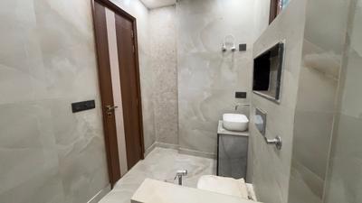 Image of 1900 Sq.ft 4 BHK Apartment / Flat for sale in Sector 4 Rohini, New Delhi for Rs. 16500000