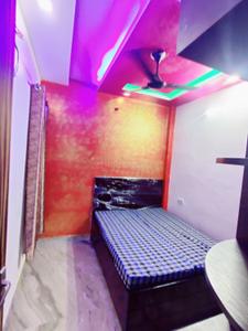 Bedroom Image of 600 Sq.ft 2 BHK Builder Floor for rent in Sector 7 Rohini New Delhi for Rs. 25000
