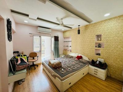 Bedroom Image of 1552 Sq.ft 3 BHK Apartment / Flat for sale in Agarwal Dhananjay Tower, Satellite Ahmedabad for Rs. 18000000