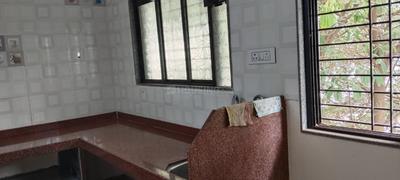Bathroom Image of 900 Sq.ft 3 BHK Apartment / Flat for rent in Jule Solapur for Rs. 16000