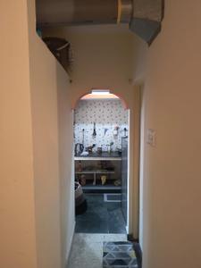 Kitchen Image of 600 Sq.ft 1 BHK Independent House for rent in Sanjaynagar Bengaluru for Rs. 16000