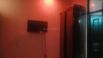 Bedroom Image of 500 Sq.ft 1 BHK Apartment / Flat for rent in Krishna Vatika, Nai Basti Dundahera Ghaziabad for Rs. 11000