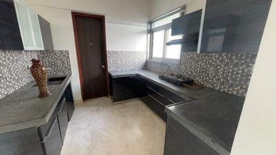 Kitchen Image of 1750 Sq.ft 3 BHK Apartment / Flat for sale in Amanora Gateway Towers, Hadapsar Pune for Rs. 32000000