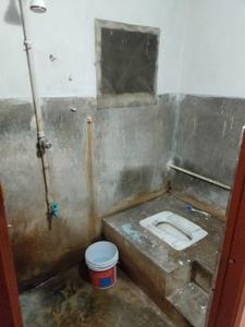 Bathroom Image of 600 Sq.ft 1 BHK Independent House for rent in Rajarhat Kolkata for Rs. 6500